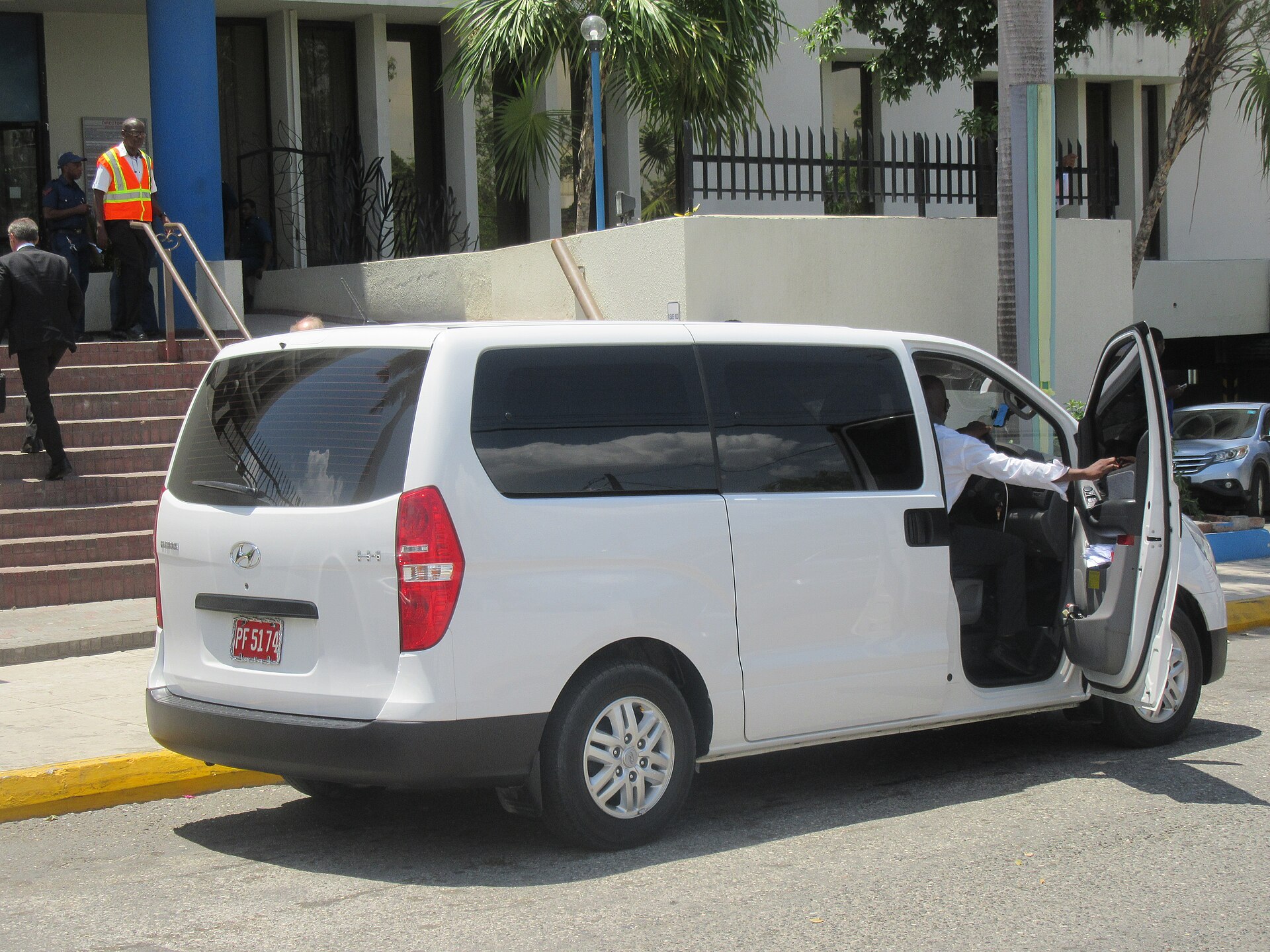 Hyundai H-1 özel servis için kullanılan model görseli